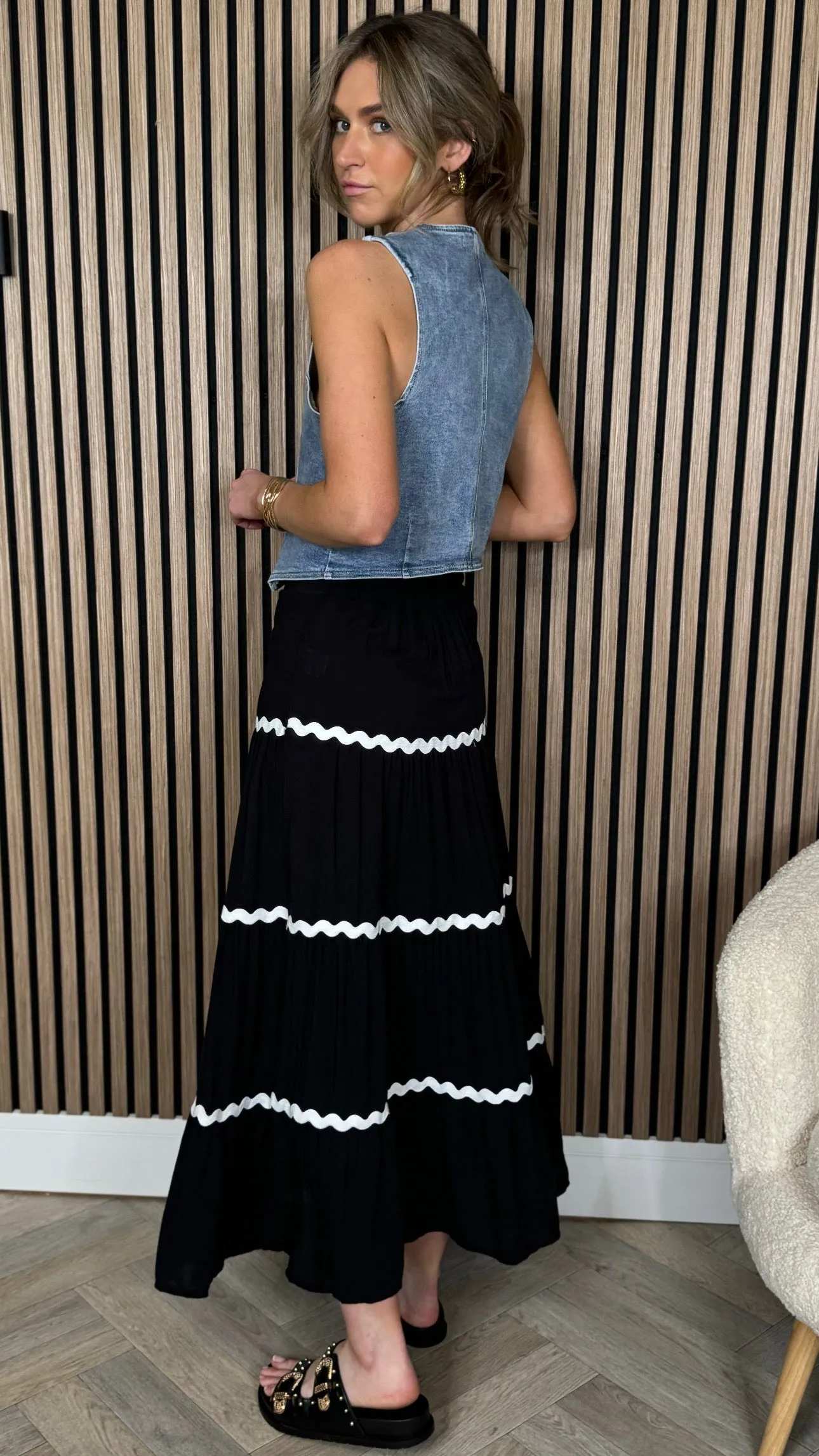 Evelyn Black & White Trimmed Midi Skirt