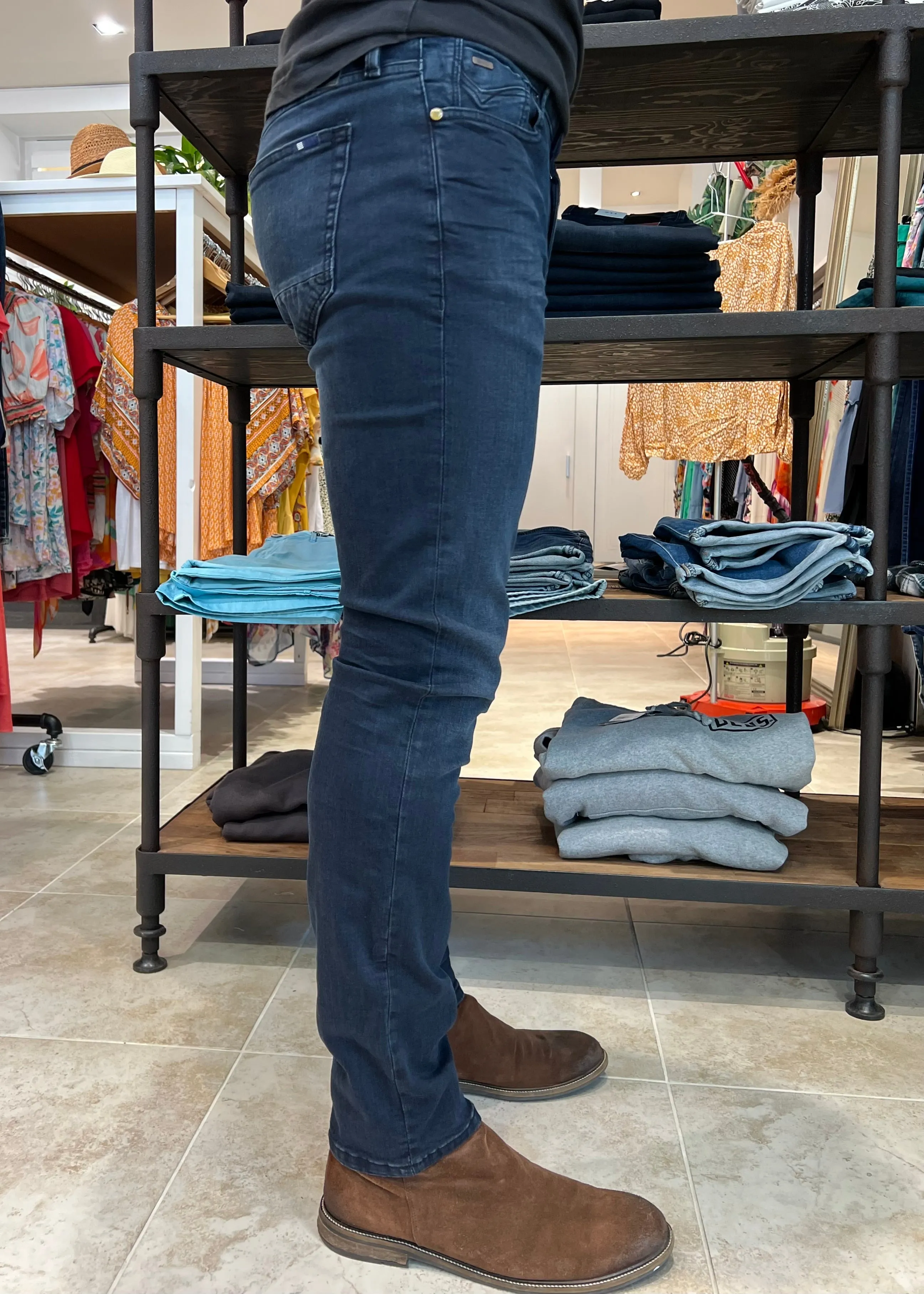 N711D95N Regular Fit 711 Dark Denim