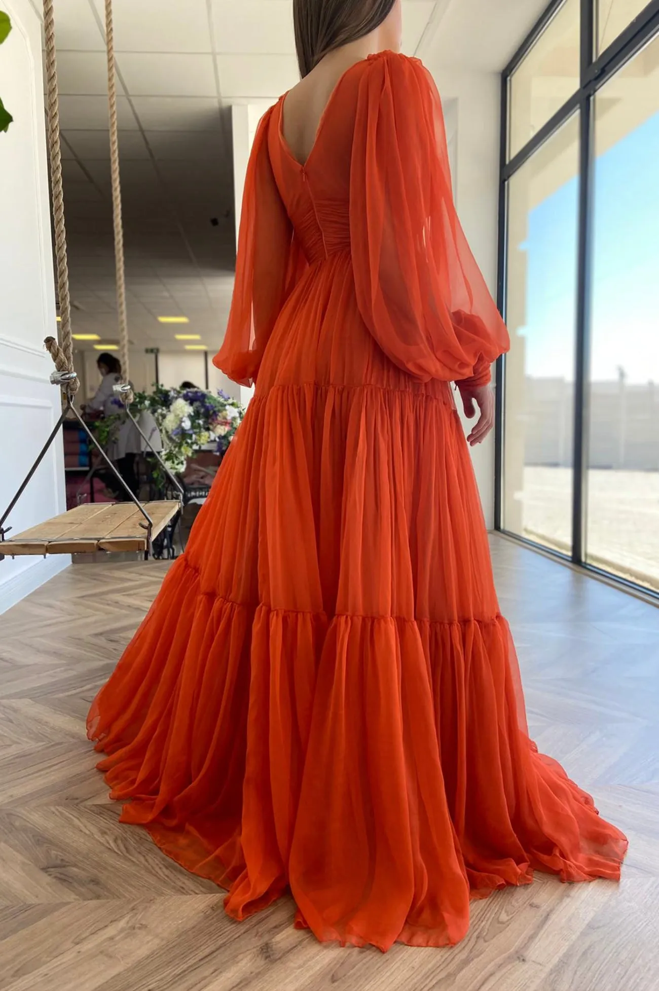 Stylish V-Neck Long Sleeve Chiffon Floor Length Prom Dress