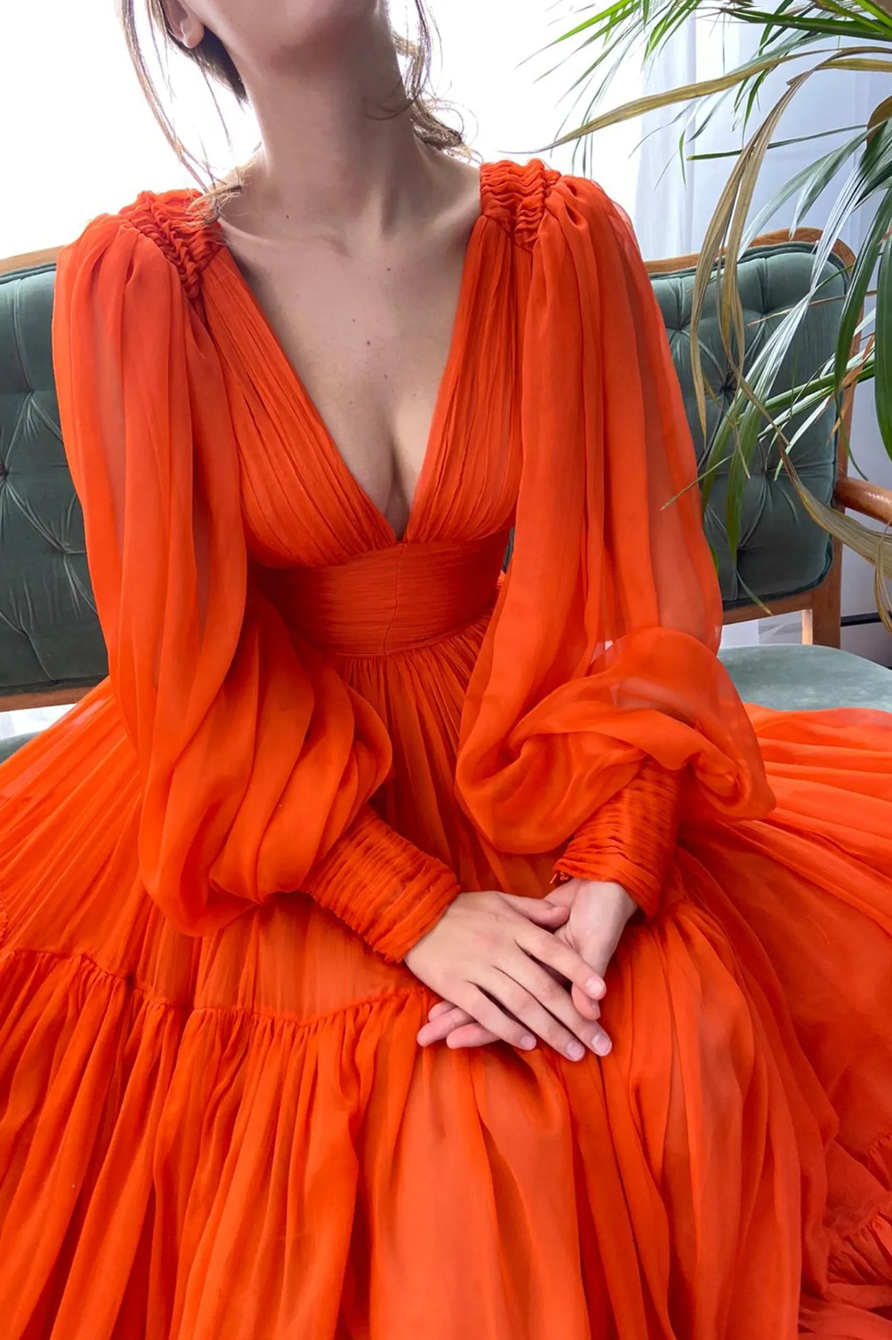 Stylish V-Neck Long Sleeve Chiffon Floor Length Prom Dress